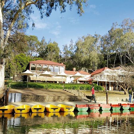 Riverside Resort Apartment Melbourne Exterior photo